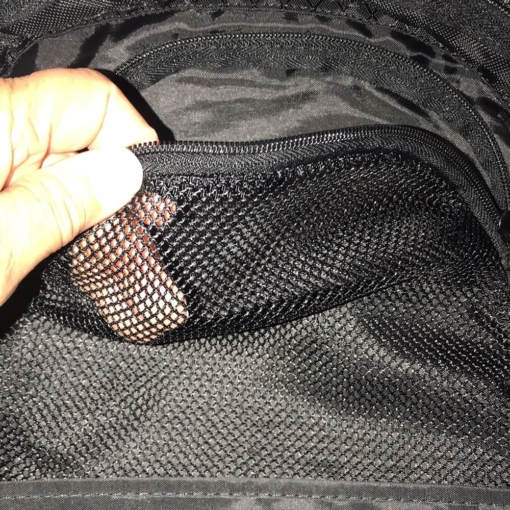 Targus Bookbag/Backpack - Picture 5 of 16